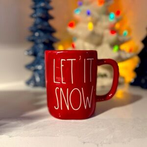 Rae Dunn Let It Snow red Christmas’s mug